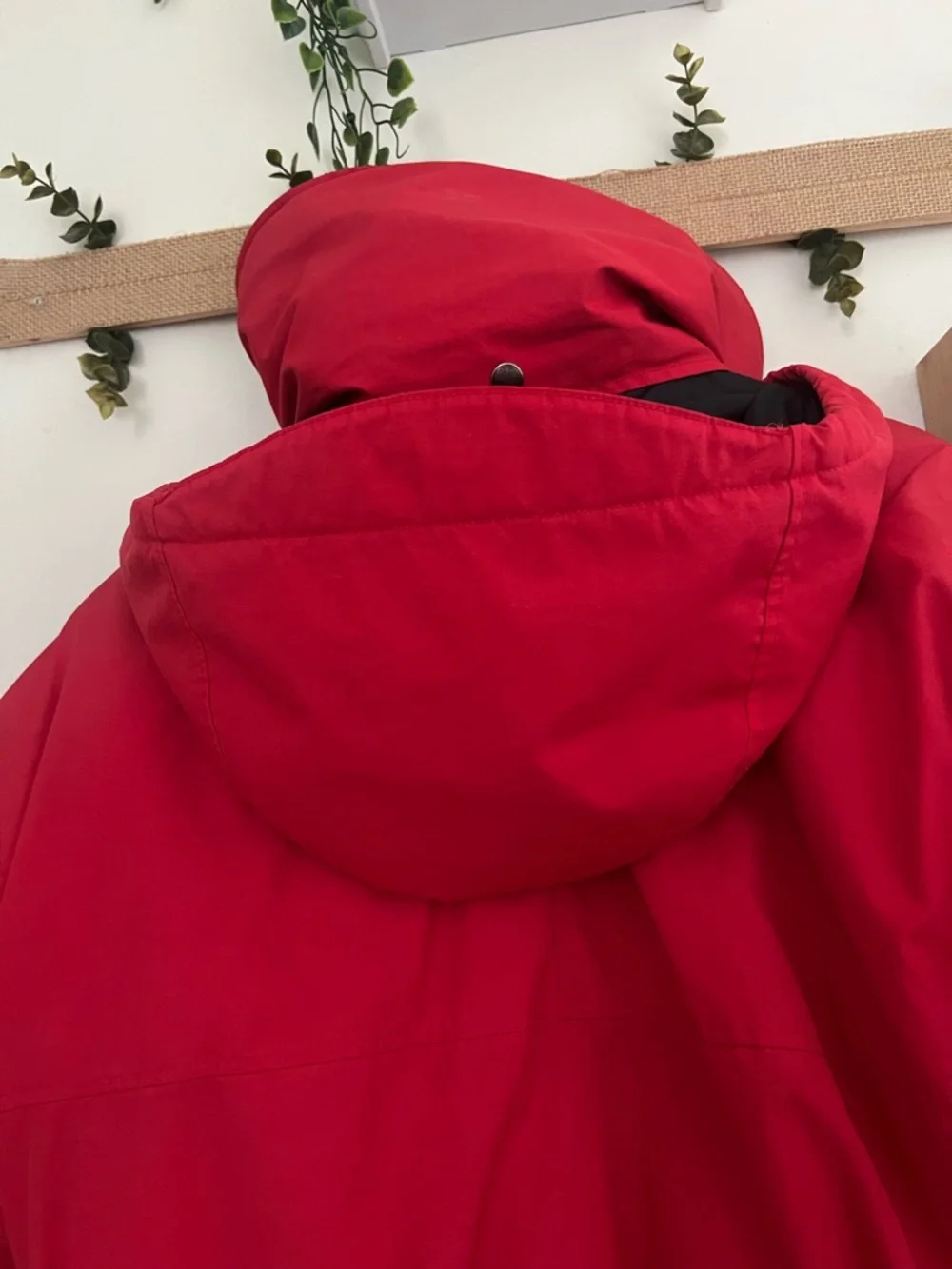 KANUK Vibrant Red Winter Coat | Size 2 | Unisex | Adjustable Waist - Picture 9 of 14